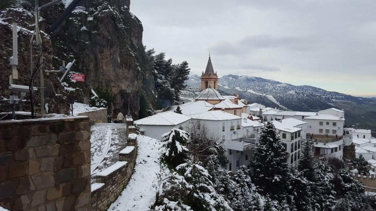 Maison d'hôtes Los Estribos à Zahara De La Sierra Extérieur photo