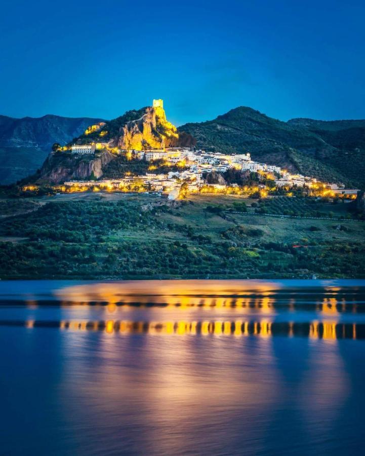 Maison d'hôtes Los Estribos à Zahara De La Sierra Extérieur photo